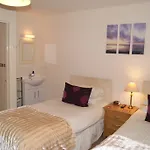 Hotel The Falcon 3*
